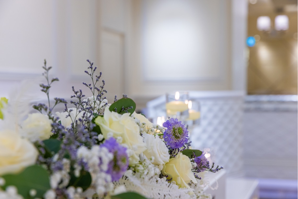 内海　利彦が撮影した「披露宴会場の花装」の写真