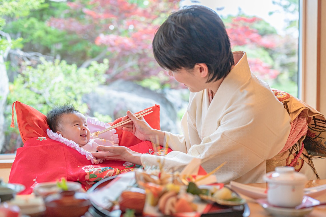 高木勇斗が撮影したお宮参り/旅行先の記念撮影のアルバム「お食い初め」
