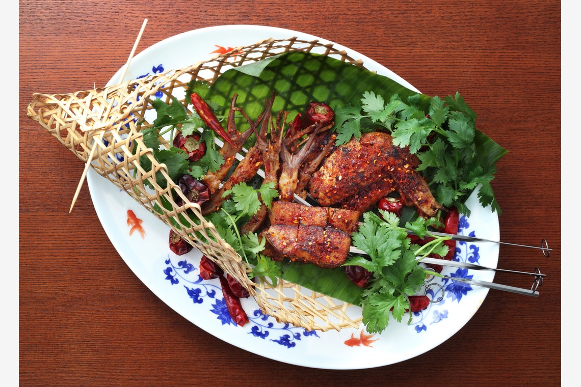 森安　照が撮影した「中国料理」の写真