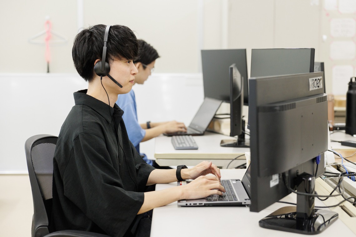 大阪フォトファクトリーが撮影した「インタビュー」の写真