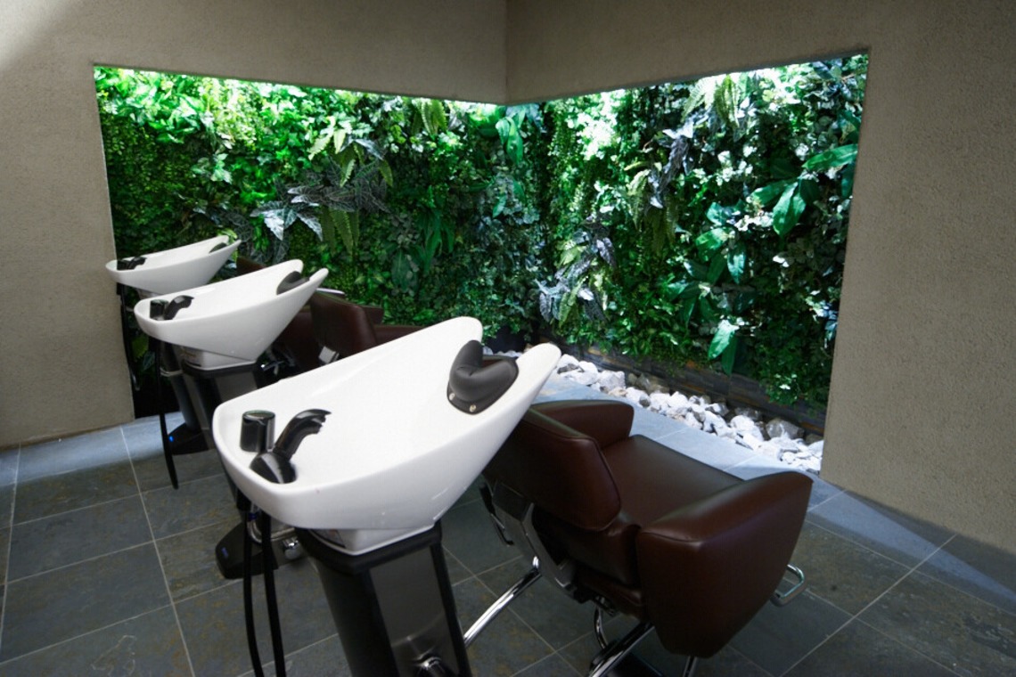 ESCAPEが撮影した写真のアルバム「ヘアサロン、ネイルサロン、エステサロン」