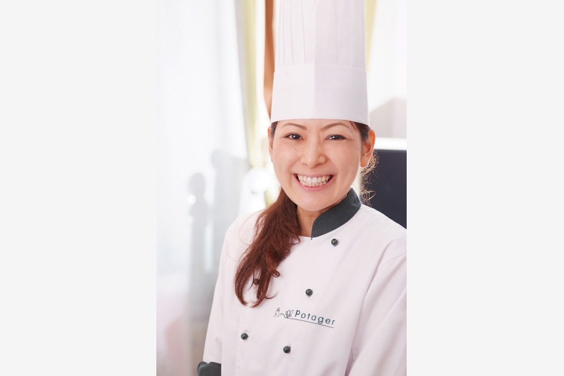 本郷直人が撮影した写真のアルバム「人物　インタビュー」