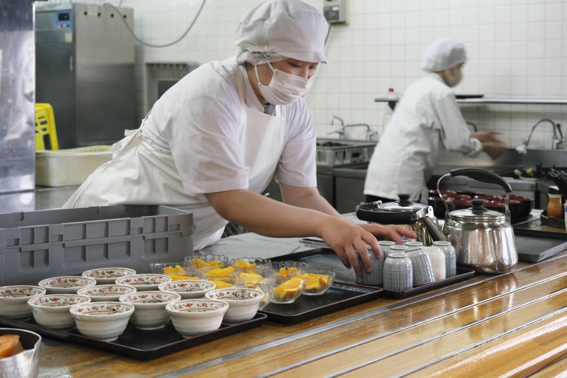 （有）スタジオエフゴオロクが撮影した「料理と企業案内」の写真