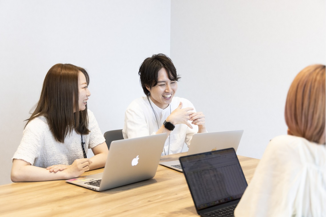 柿元写真事務所が撮影した写真のアルバム「企業店舗のwebサイト・採用サイト」