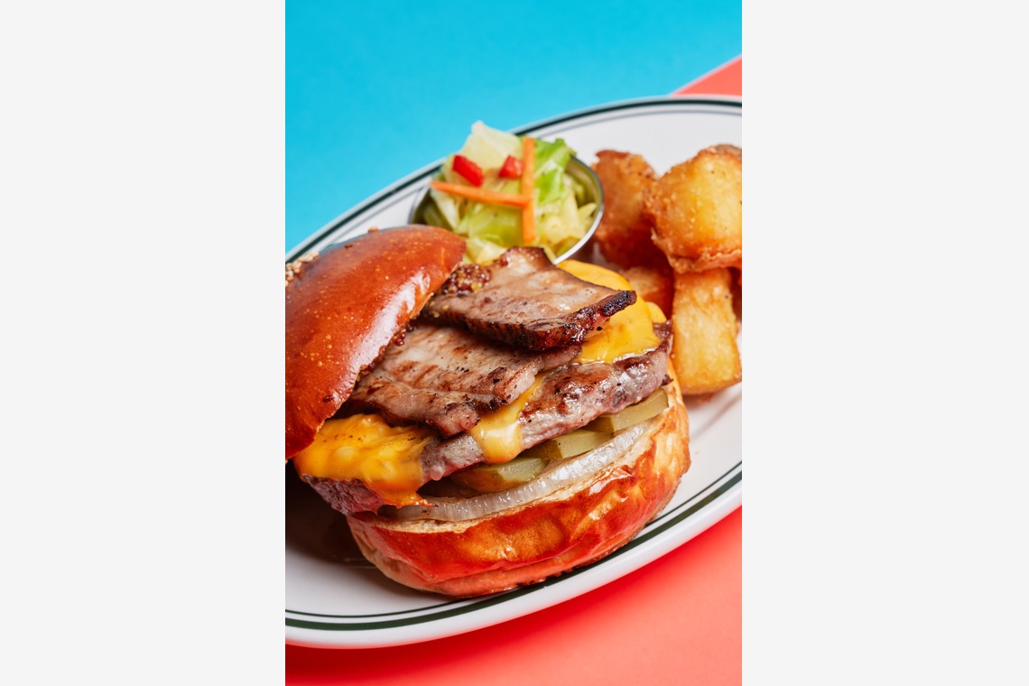 坂元寿行が撮影した写真のアルバム「ハンバーガ屋 撮影」