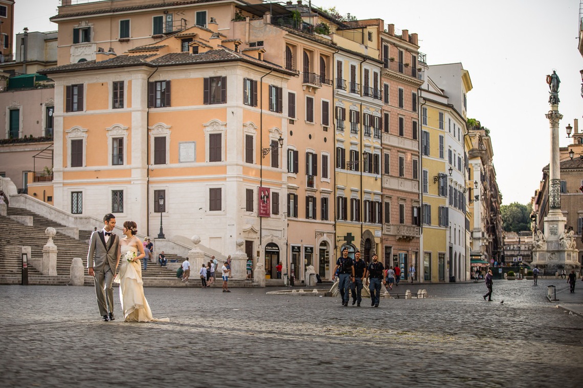 Kyoko Ide Photographyが撮影した写真のアルバム「ローマフォトウェディング- トレビの泉、スペイン広場、ポポロ広場、ナボーナ広場、パンテオン」