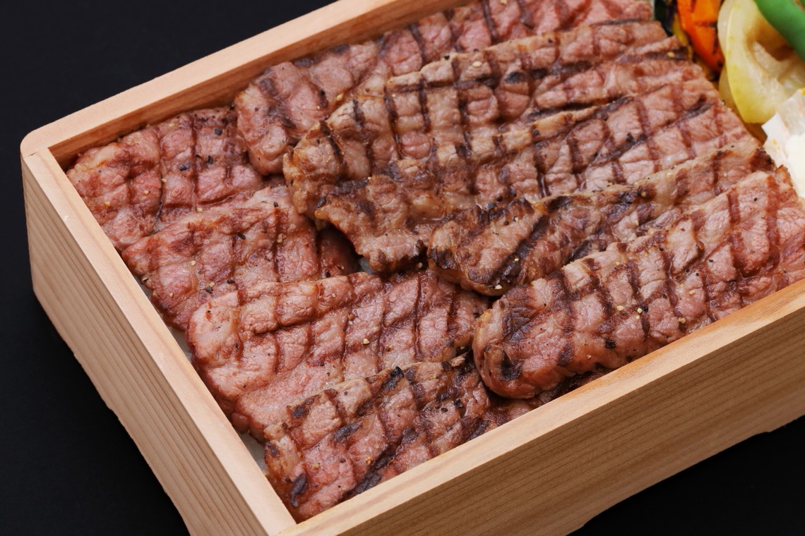 森安　照が撮影した「焼肉・お弁当」の写真