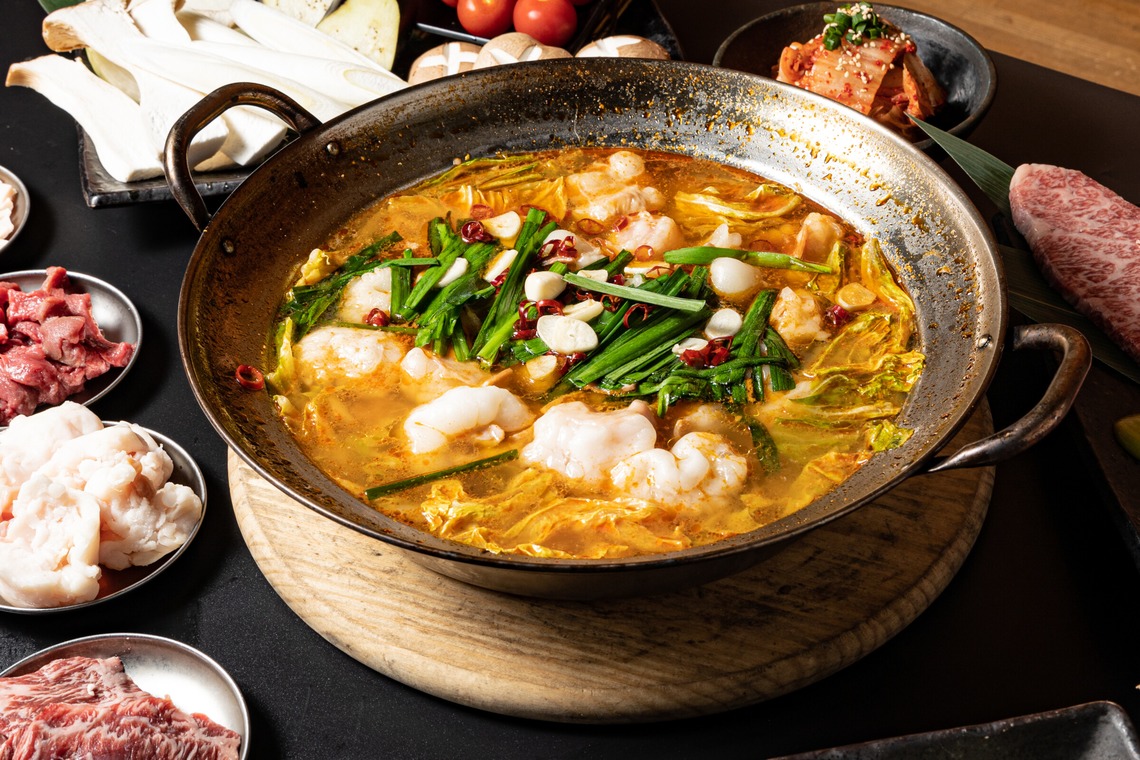 ミヤタカズコが撮影した写真のアルバム「宣伝写真」