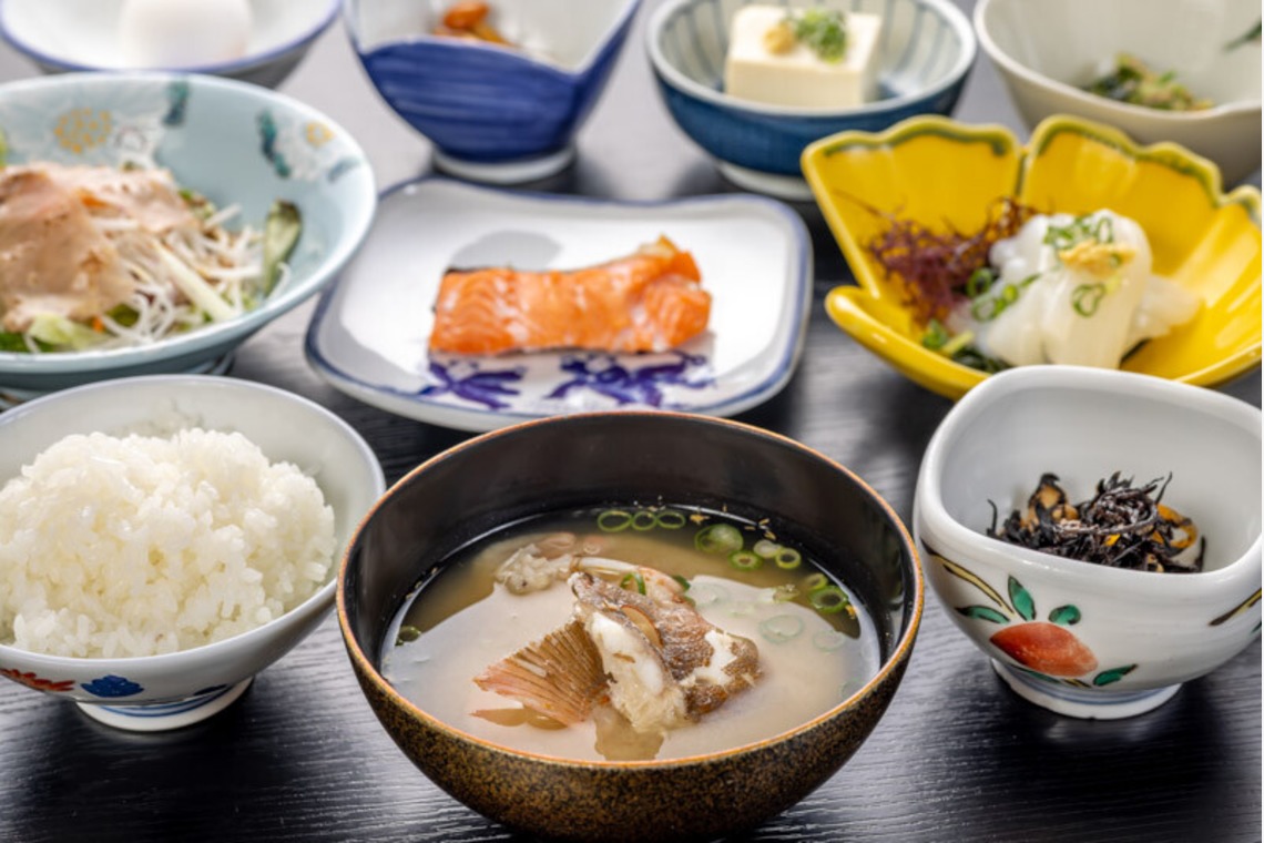 富岡敦が撮影した「旅館撮影　館内と料理写真」の写真