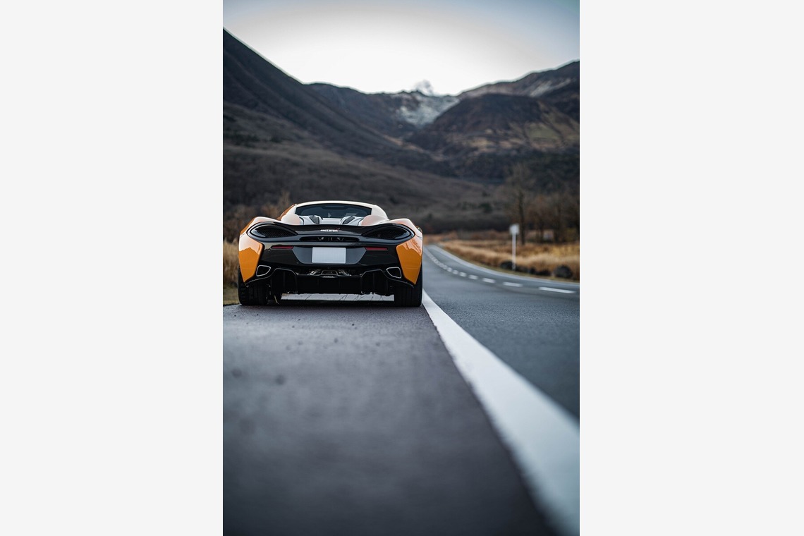 舘　典志が撮影した「自動車」の写真