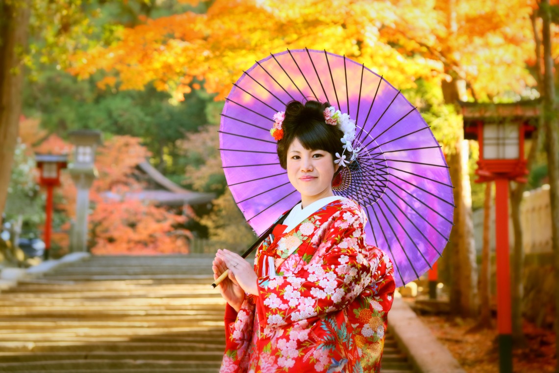 京都・中尾写真場が撮影した写真のアルバム「和装ロケーションフォト」