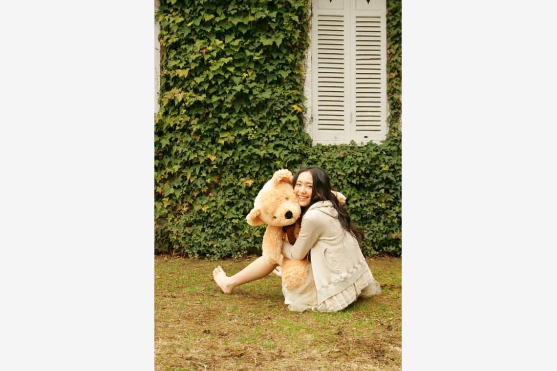 須藤夕子が撮影した写真のアルバム「笑顔泥棒　作品」