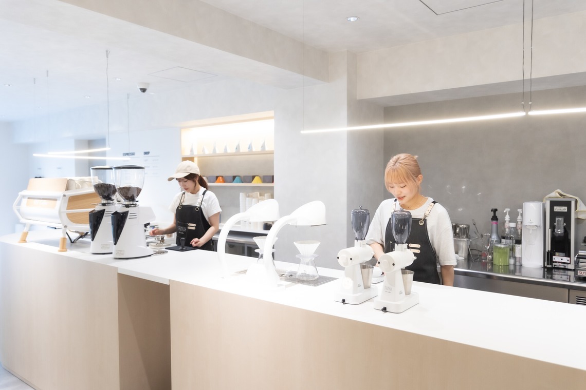 株式会社Ervaが撮影した「カフェ内観＆メニュー撮影」の写真