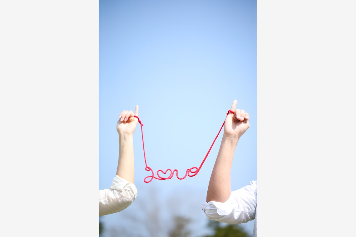 ほんとうにかわいい結婚写真ecoo（エクー）が撮影した「エンゲージメントフォト」の写真