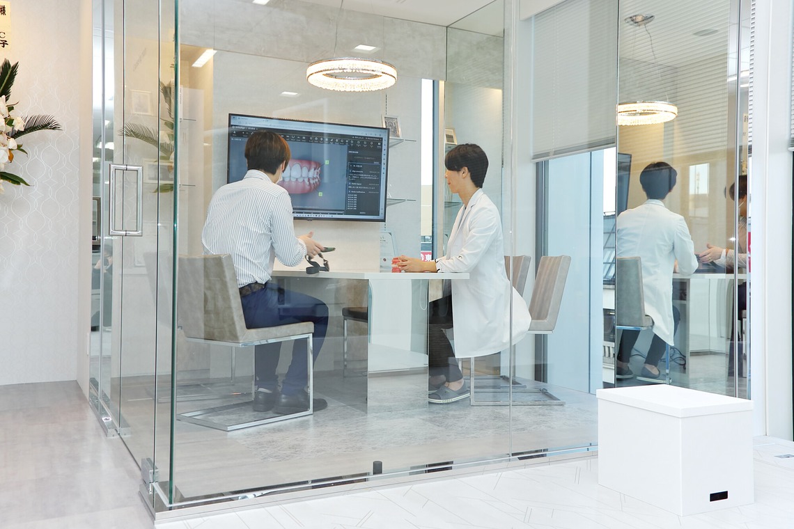 Teppei Takazawaが撮影した写真のアルバム「デンタルクリニック」