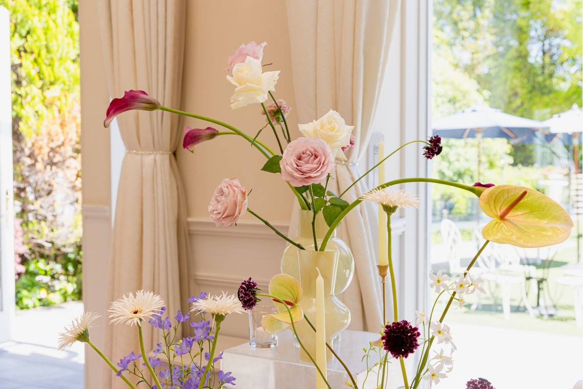 内海　利彦が撮影した「披露宴会場の花装」の写真