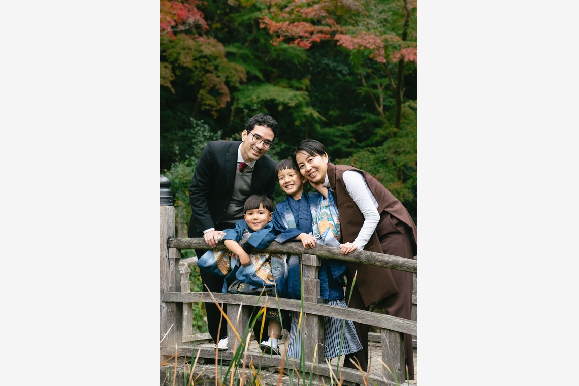Tatsuyaが出張撮影した家族写真(キッズ,ベビーフォト)などが写った「七五三前撮り（大阪 寺）」の家族写真