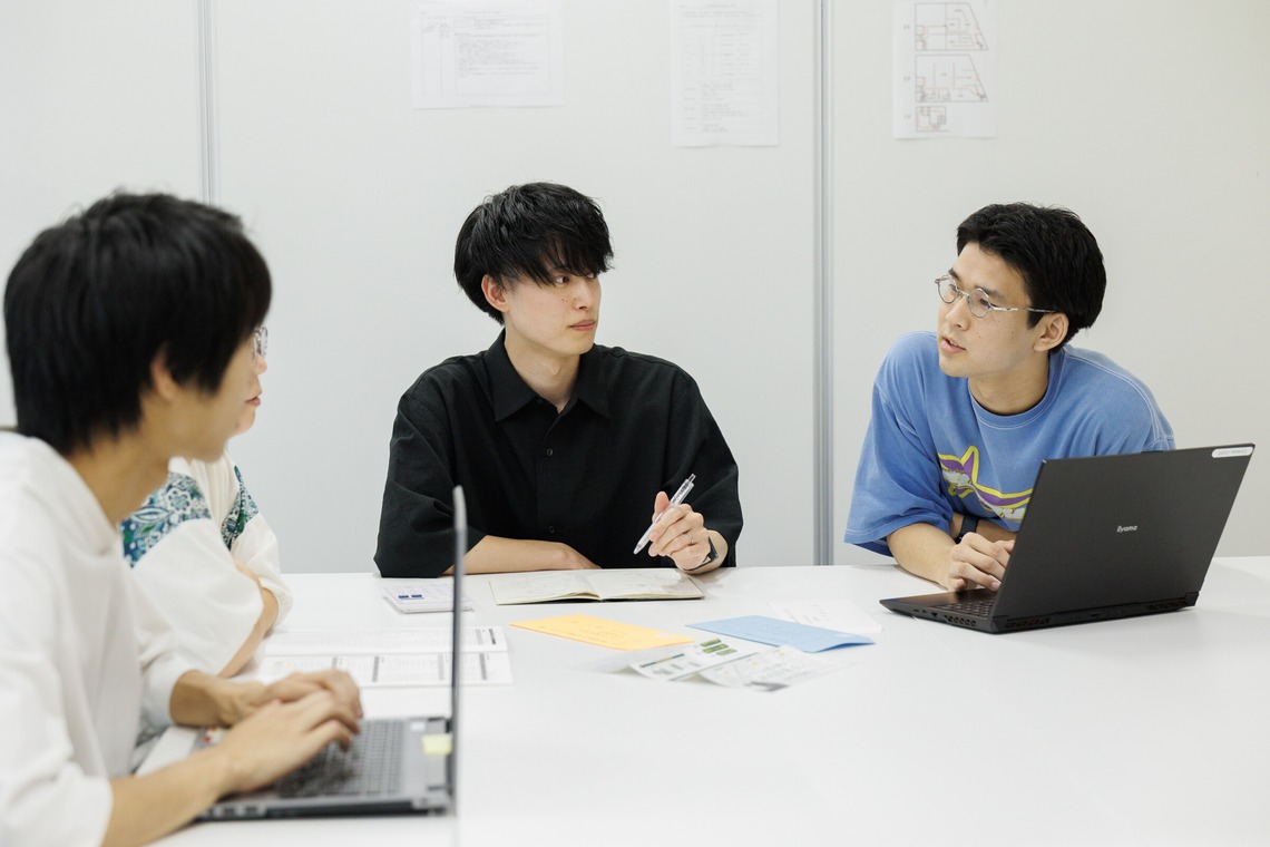 大阪フォトファクトリーが撮影した「インタビュー」の写真