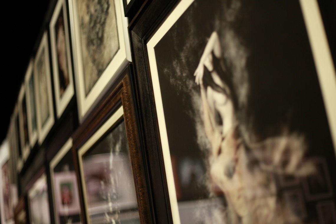 写真屋gonree　阿波根里恵が撮影した写真のアルバム「野波浩 作品展 「ELEMENTS」」