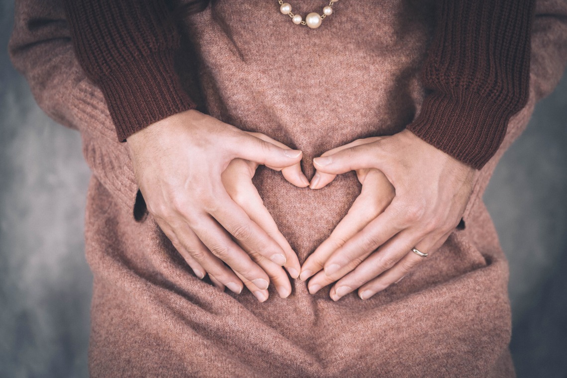 Photo Design CRIEが出張撮影した家族写真(キッズ,ベビーフォト)などが写った「マタニティ・ニューボーン」の家族写真