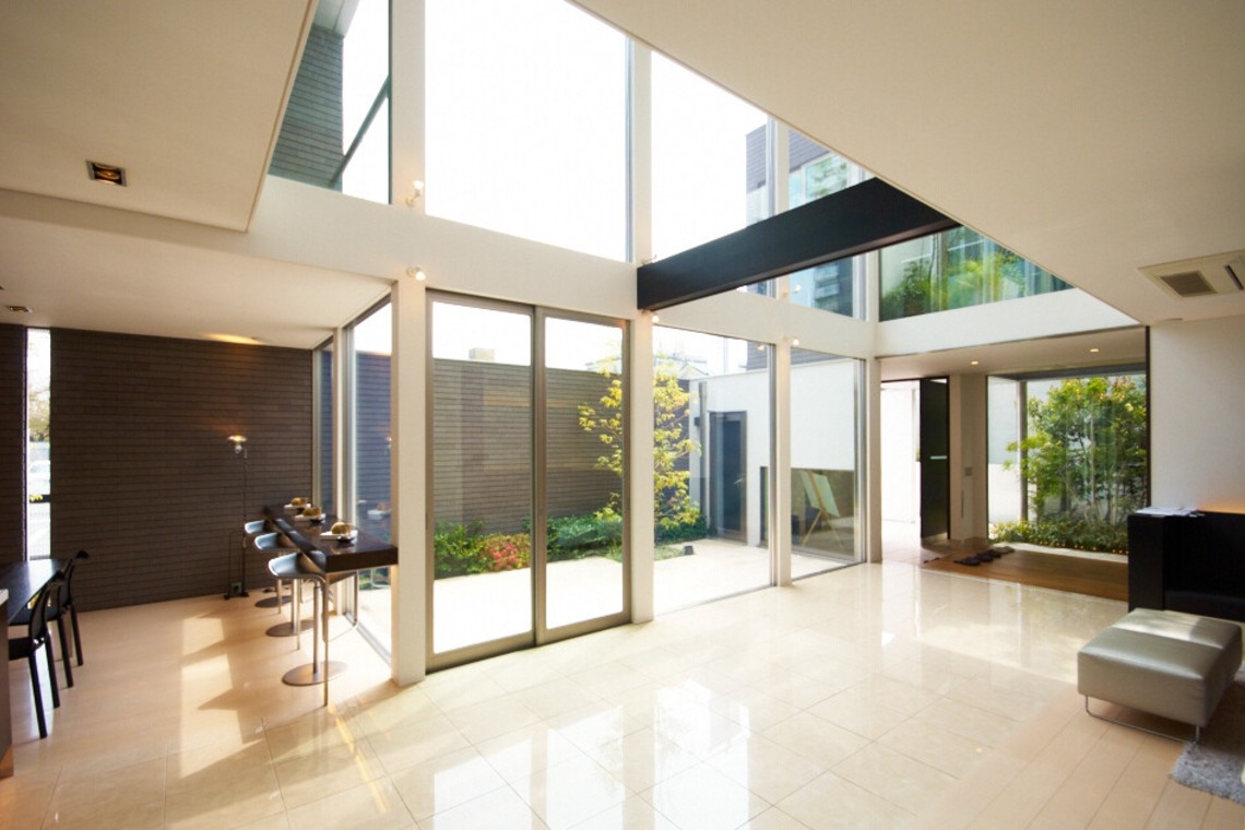 ESCAPEが撮影した写真のアルバム「ヘアサロン、ネイルサロン、エステサロン」