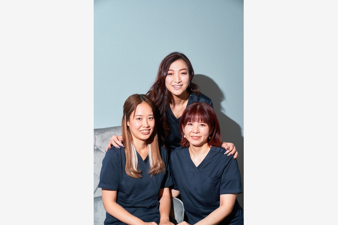 坂元寿行が撮影した写真のアルバム「ビューティサロンの撮影」