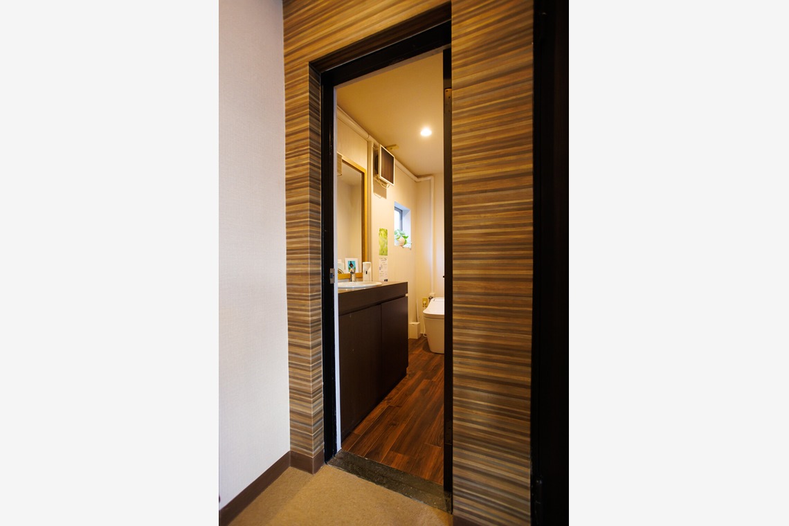 Yusuke Usuiが撮影した「水素カプセル MOPI 内観・人物撮影」の写真