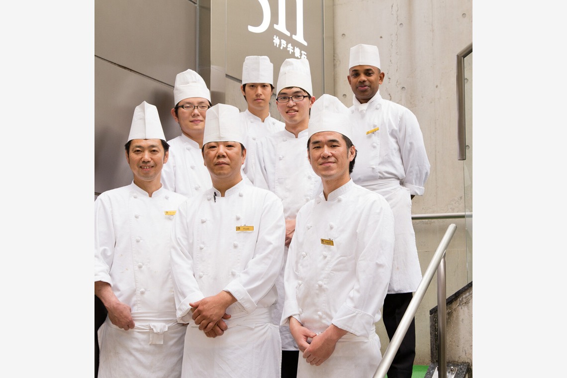 古谷芸文が撮影した写真のアルバム「お料理とシェフ」