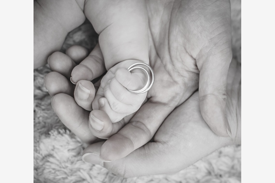 ゾクが撮影した写真のアルバム「ニューボーンフォト」