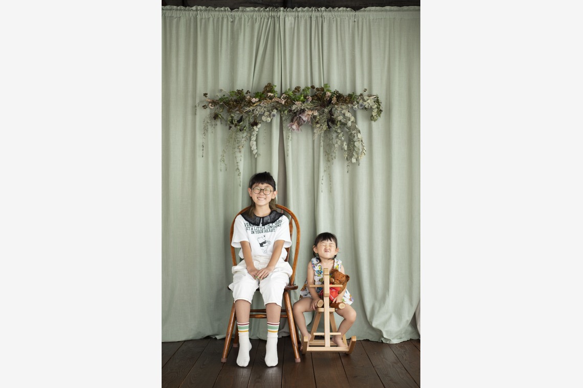 Hamuこども写真館が撮影した写真のアルバム「大阪市西区スタジオにて家族写真」