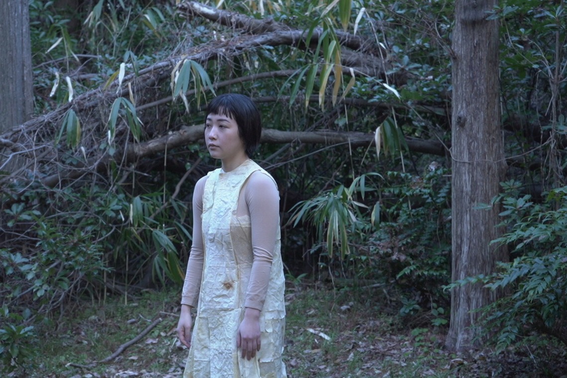 村崎玲巨が撮影した「食べる服　堺」の写真