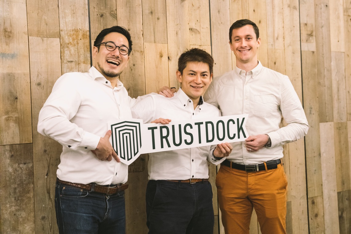 髙栁豪志が撮影した写真のアルバム「ビジネスポートレート」