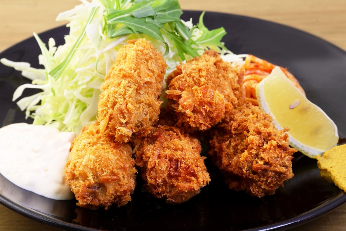 森安　照が撮影した写真のアルバム「とんかつ」