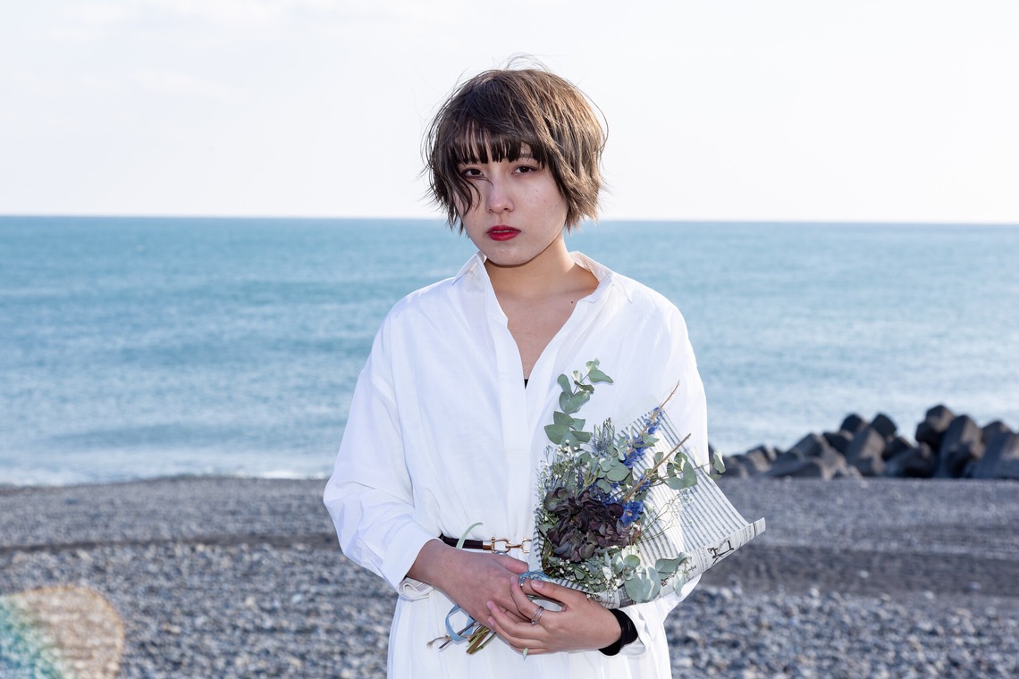 酒井 真於が撮影した写真のアルバム「海辺アー写」