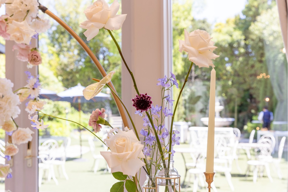 内海　利彦が撮影した「披露宴会場の花装」の写真