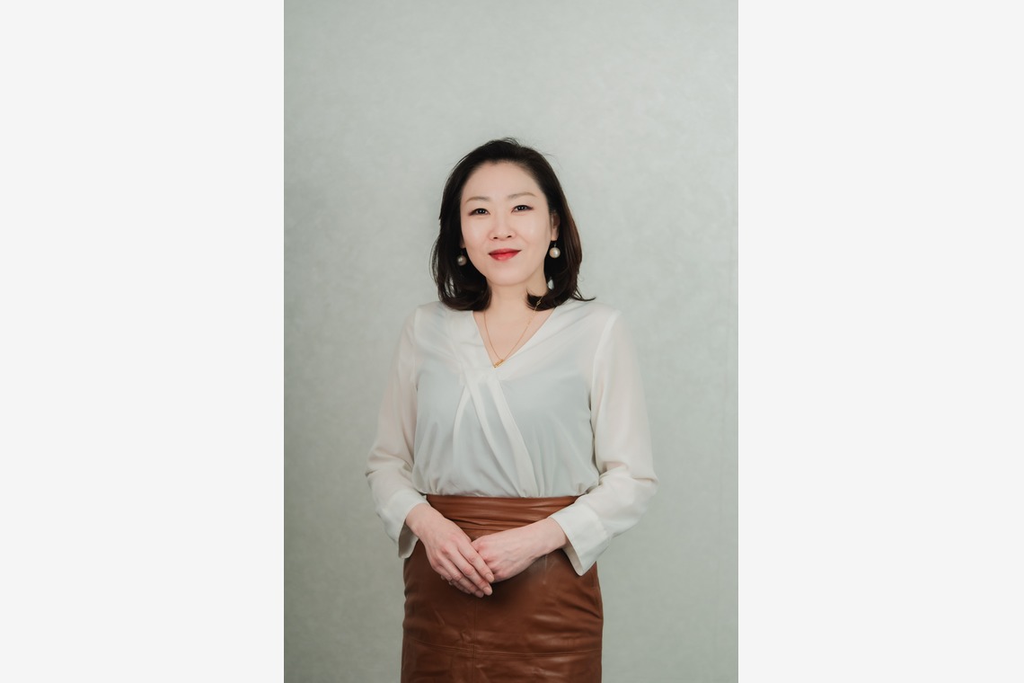 玉城　肇が撮影した「会議室でのプロフィール撮影」の写真