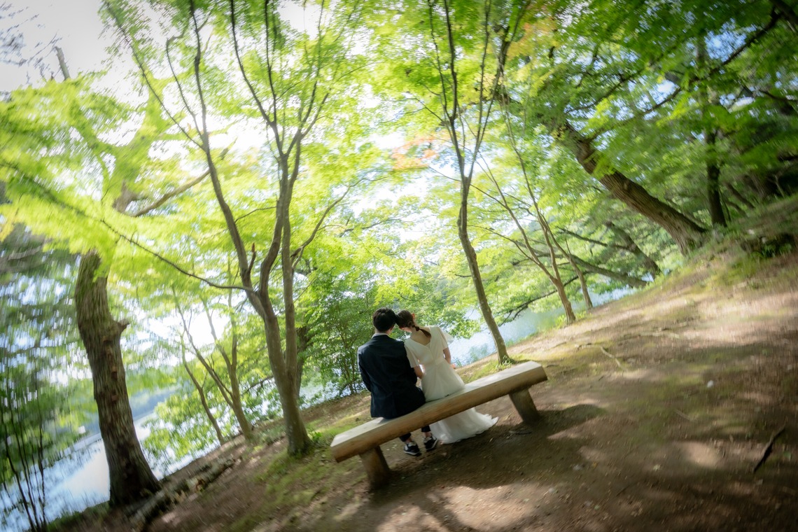 鈴木美咲が撮影した「一碧湖でウェディングフォト」の写真