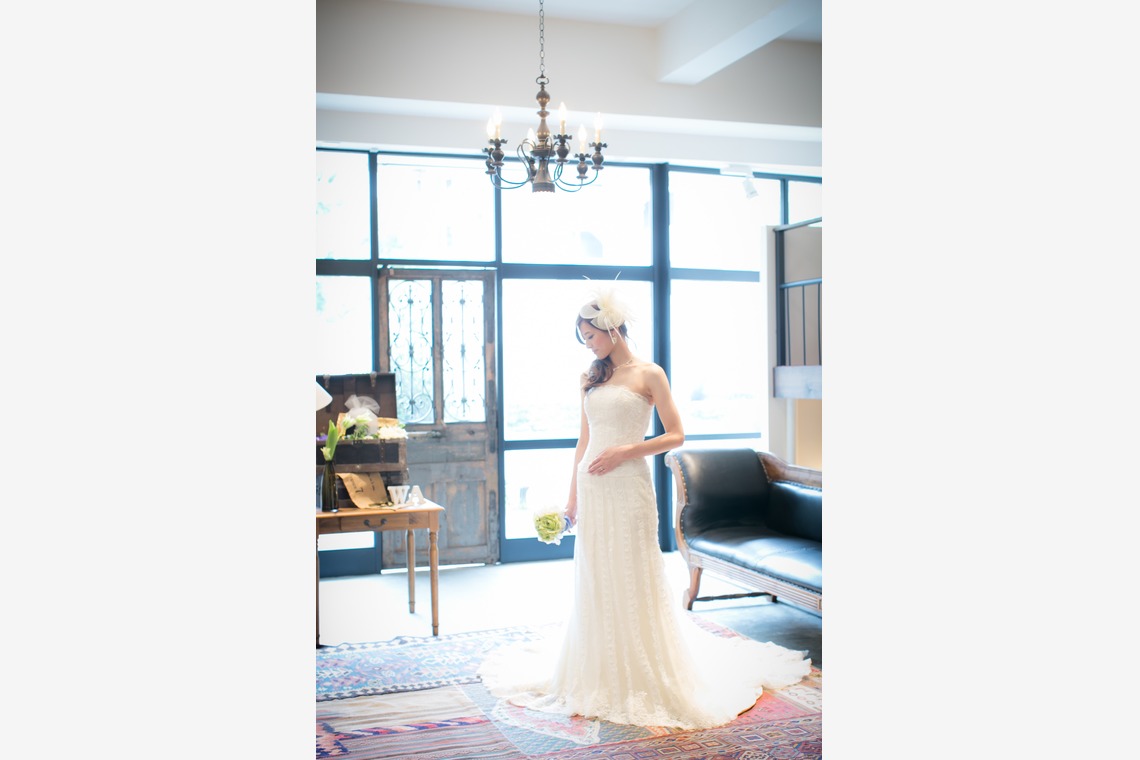 ウェディングアベニューが撮影した「アトリエスタジオ　洋装」の写真