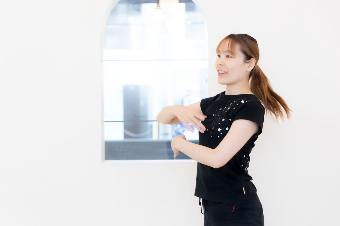 トニーデザインが撮影した写真のアルバム「ホットヨガ・ダンススクール」