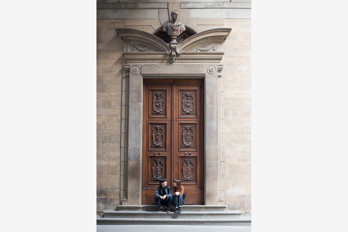 Album of the Honeymoon Photo Shoot taken by MOMO - Florence Casual Photo