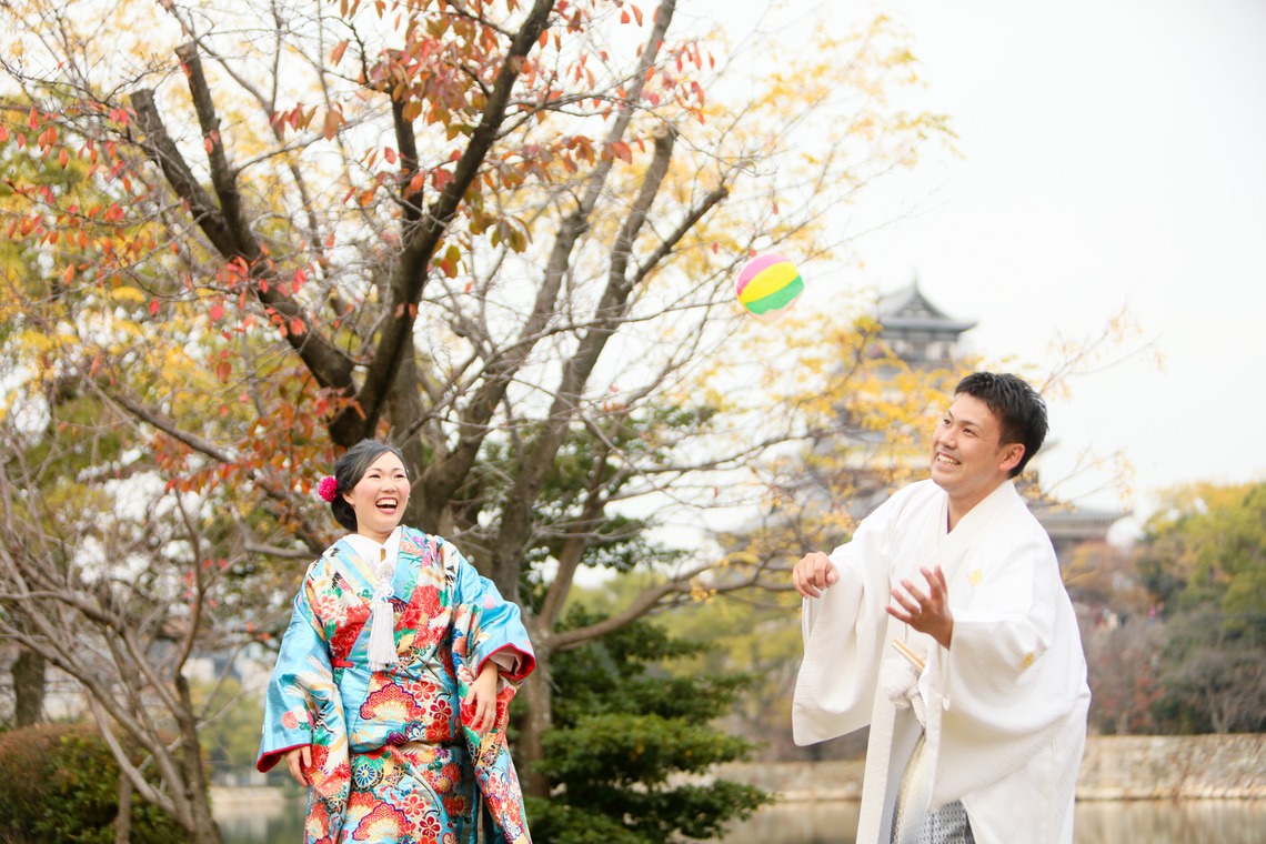 KIKIウェディングが撮影した「紅葉の広島城と公園」の写真