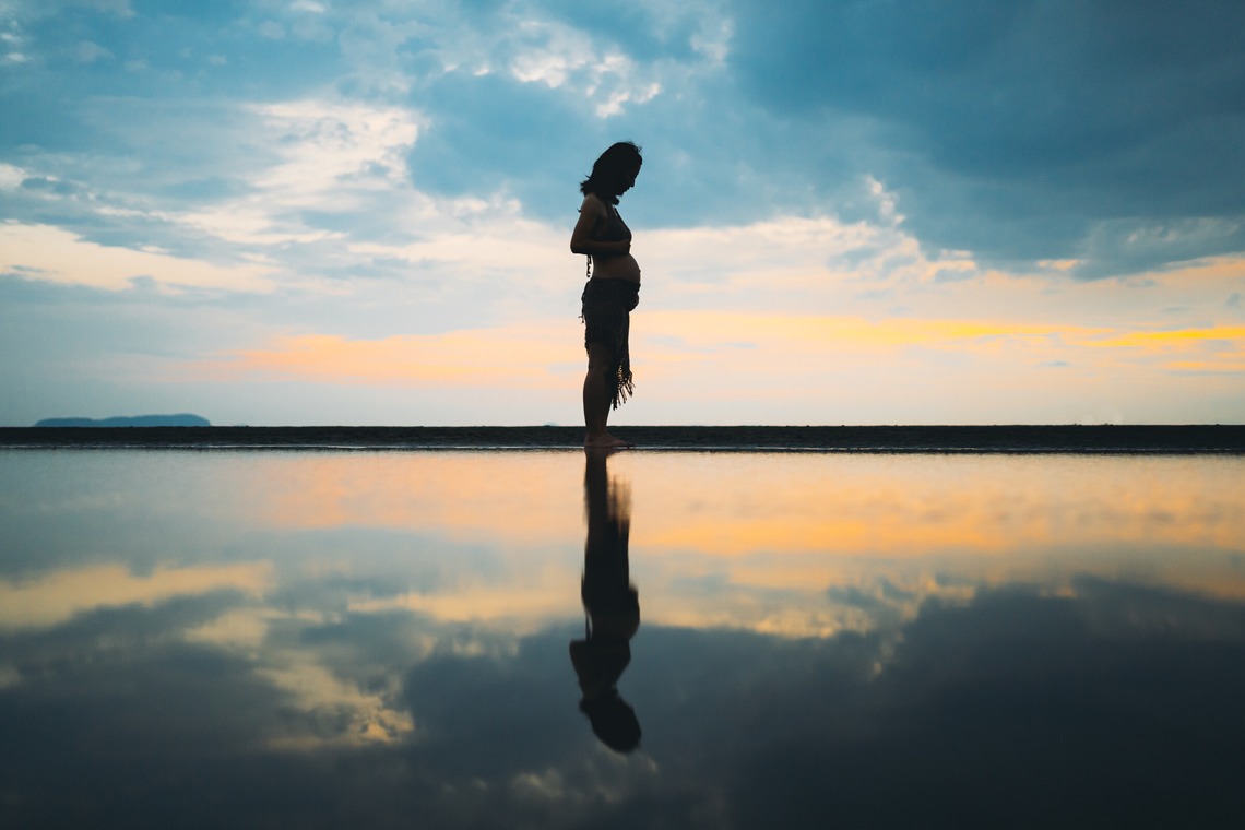 フォトグラファー笹が撮影した「香川県 父母ヶ浜 マタニティ」の写真