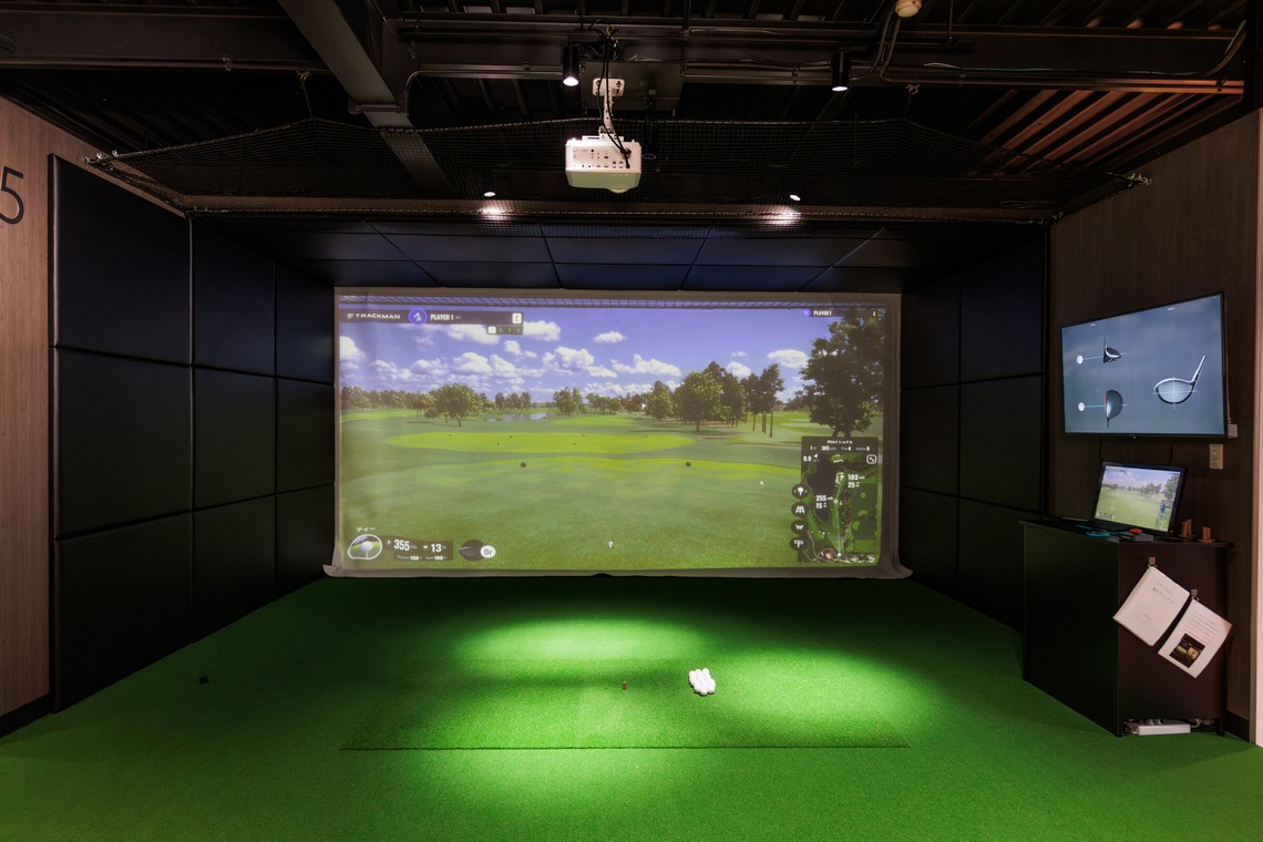 イトウ　ノブミチが撮影した「インドアゴルフ練習場撮影例_01」の写真