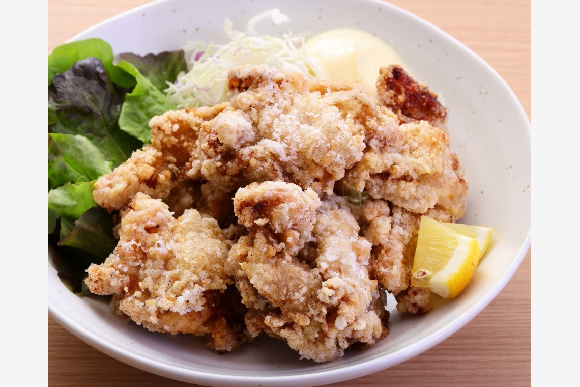 森安　照が撮影した「鶏丸ごと・チキン・から揚げ・ポテト」の写真