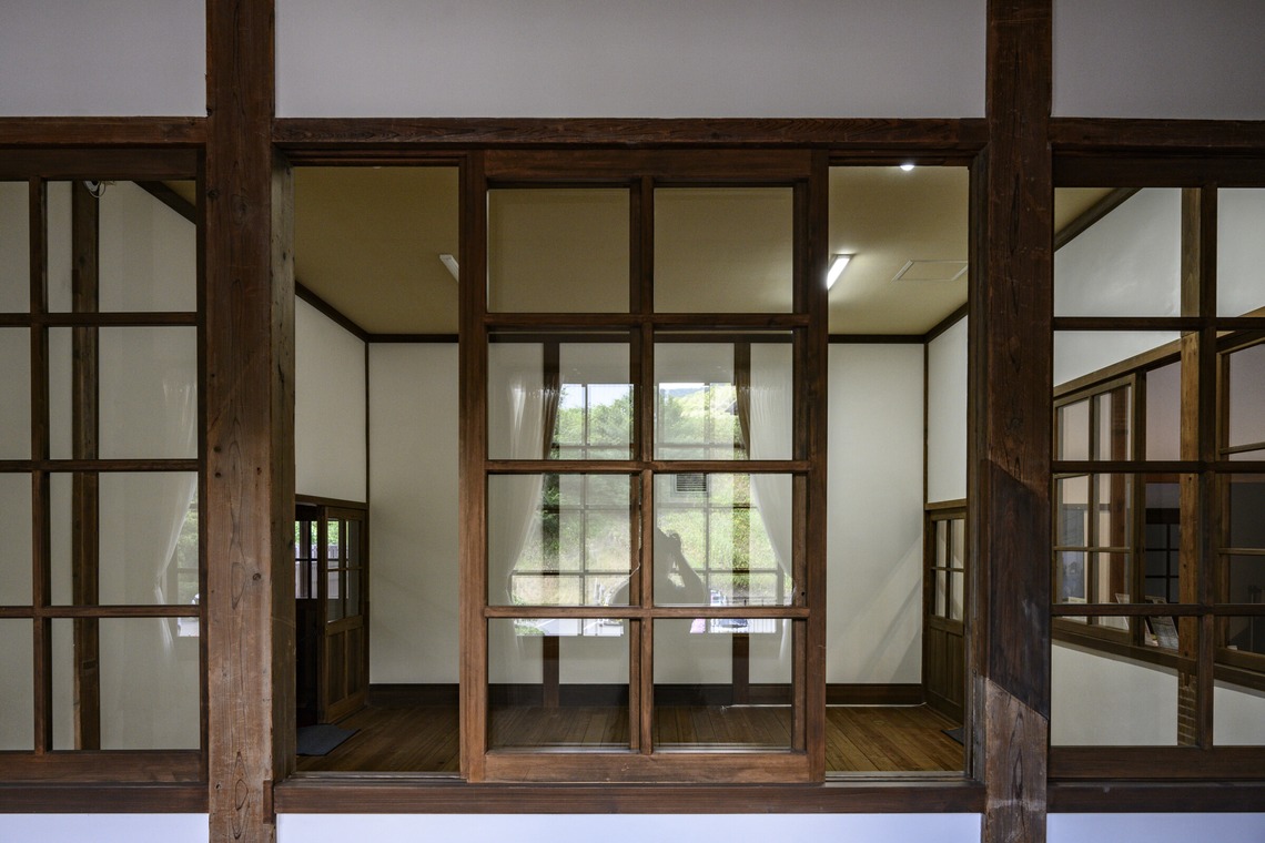 ならもとかずや