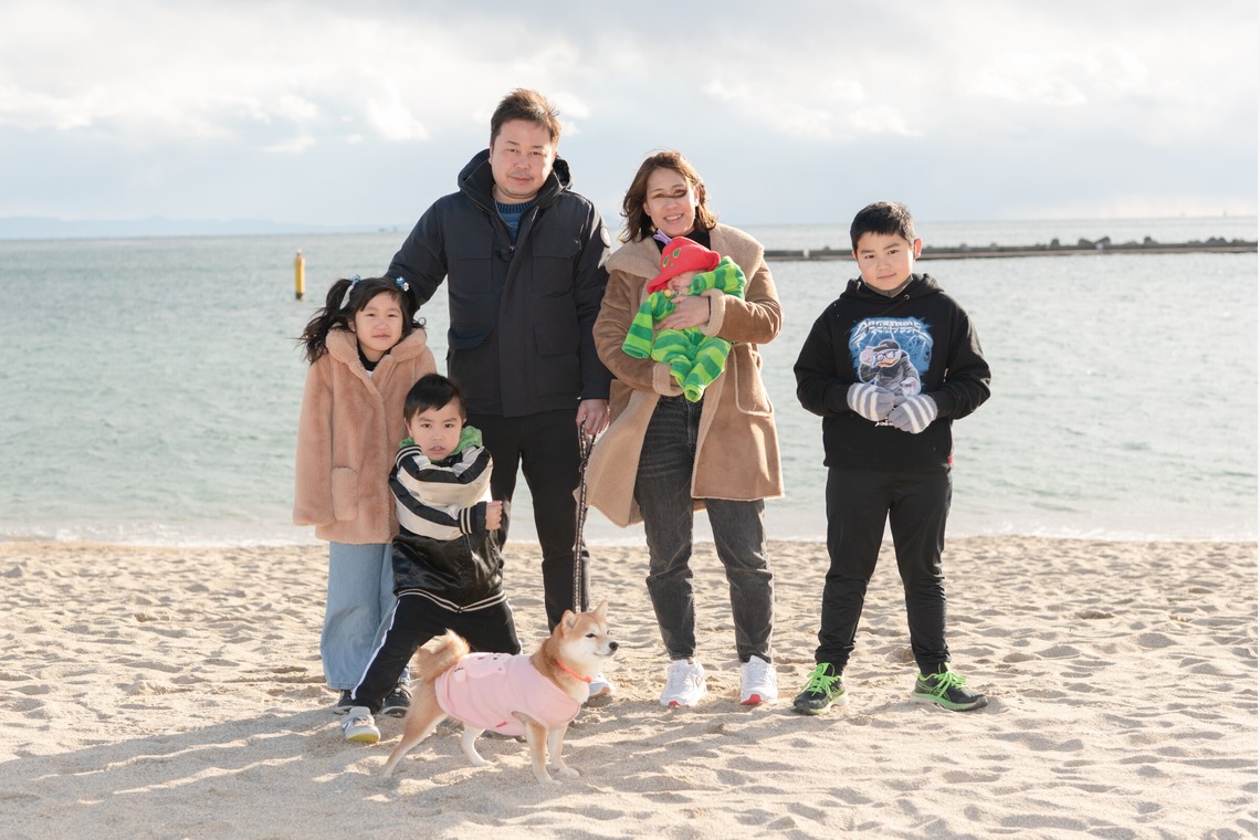 福永写真事務所が撮影した写真のアルバム「家族写真（須磨海岸）」