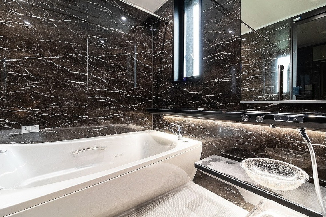 世登理恵が撮影した写真のアルバム「物件撮影」