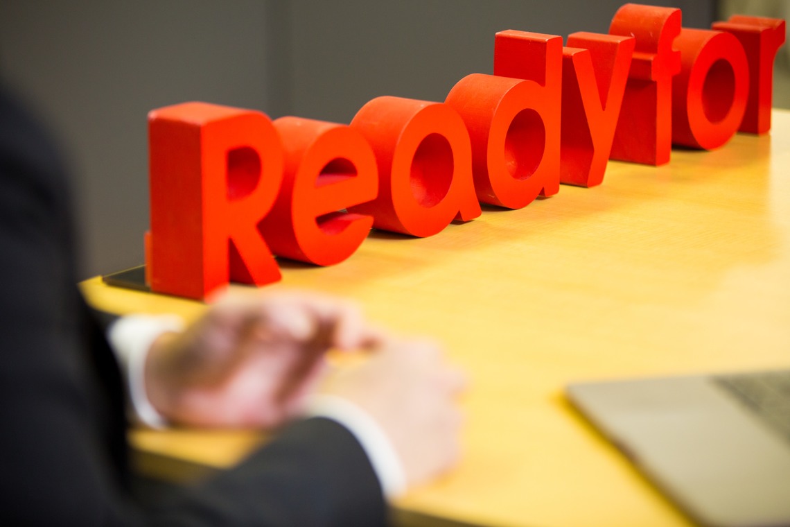 Nobuhiro Toyaが撮影した写真のアルバム「Readyfor株式会社」