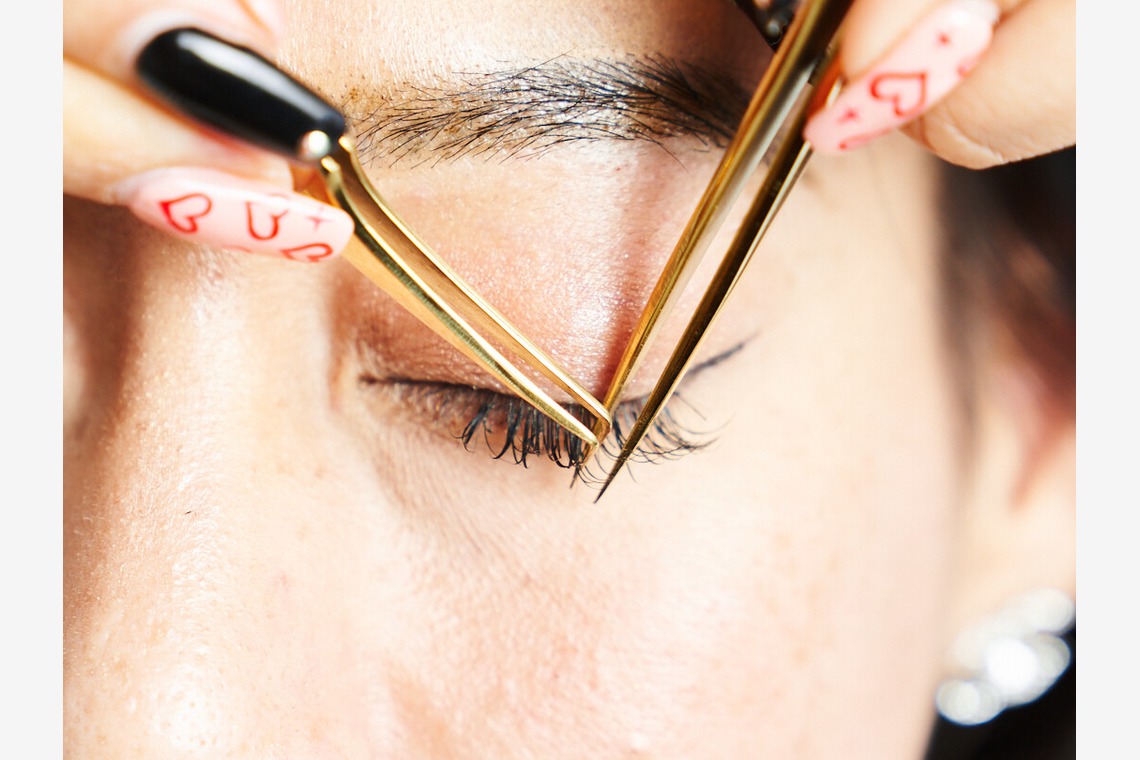 坂元寿行が撮影した「ビューティサロンの撮影」の写真