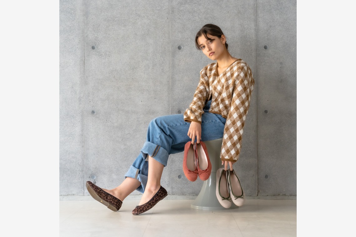 民辻亮介が撮影した写真のアルバム「ファッションアパレル」